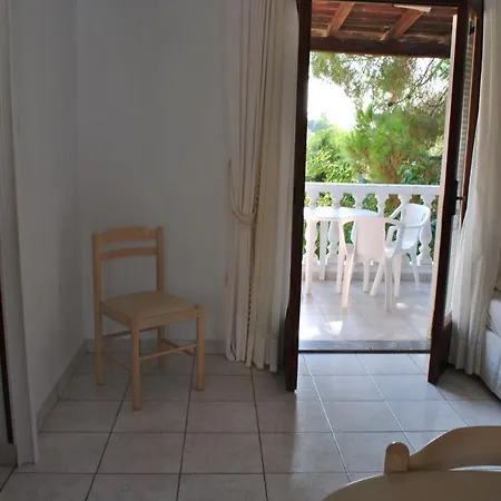 Appart hôtel Villa Miltos *